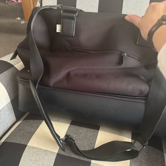 BEIS Convertible Weekender Bag - Picture 5 of 10